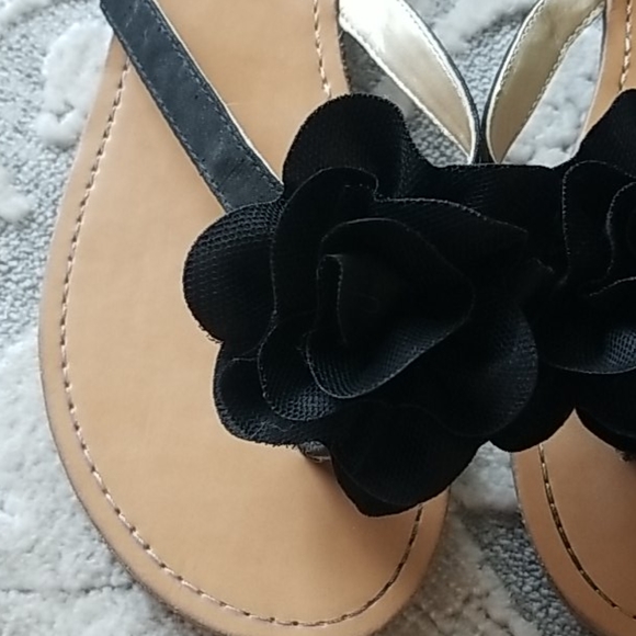 Guess Black Flower Sandals - Picture 2 of 5